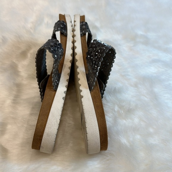 Yellow box gray with bling adjustable back strap size 9M - Picture 5 of 9